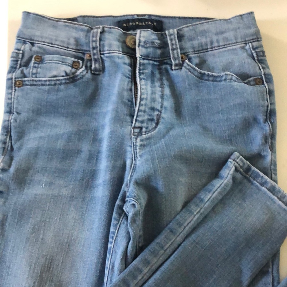 High-rise aeropostale jeans.